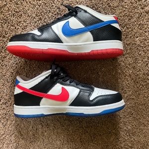 Size 10 nike dunk “seoul”